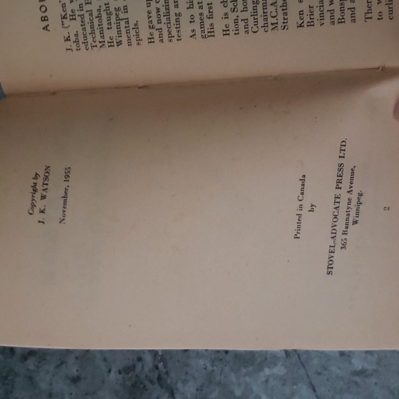 Ken Watson "Curling To Win" Book - Picture 2 of 3